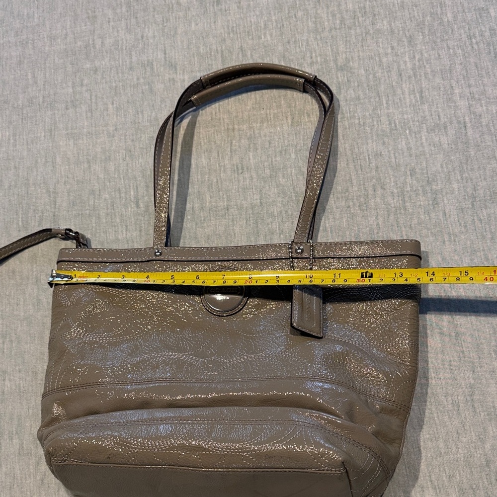 Coach Olive Green Tote Bag - Picture 10 of 14